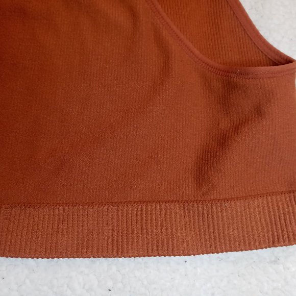 Orange crop top - Picture 4 of 4